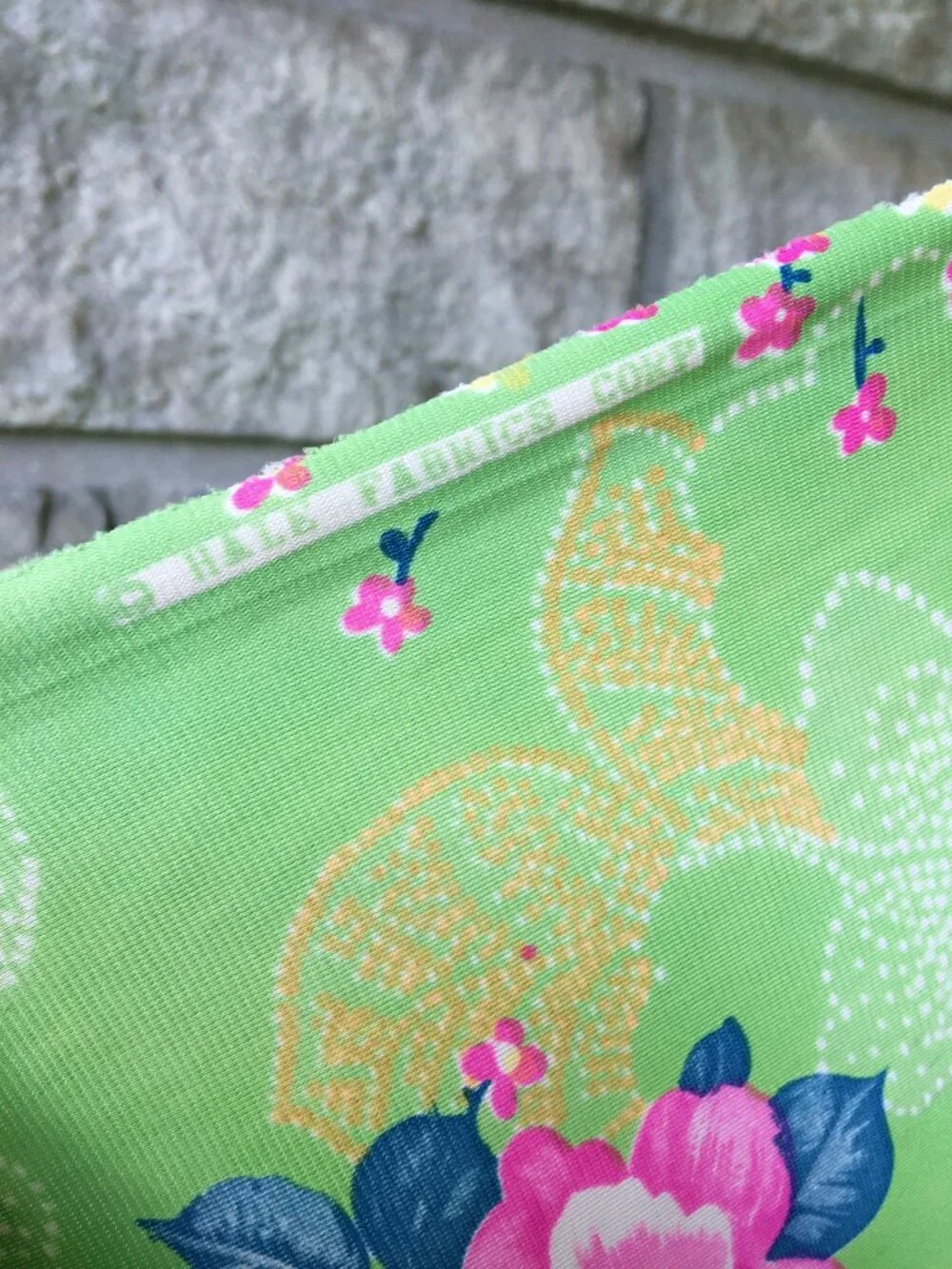 Vintage Vibrant Floral Polyester Stretch Fabric - 4 Yards